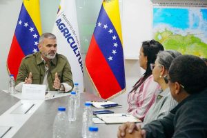 Ministro de Agricultura evalúa cooperación técnica con el IICA