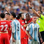 IFAB reconoció el garrafal error arbitral en la expulsión de Embolo ante Argentina en el Mundial