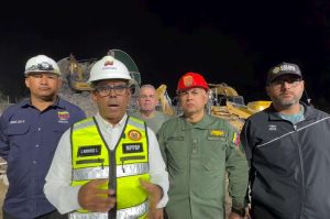 Obras Públicas inspecciona remoción de escombros en La Guaira