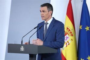 Pedro Sánchez evalúa reformar la ley de extranjería para agilizar repatriaciones tras llegada masiva a Ceuta