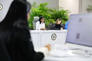 Presidenta (E) exige al Reino Unido y al FMI liberar recursos para atender emergencia sísmica