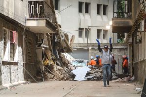 Siete edificios se cayeron ante la fuerza del terremoto en Caracas