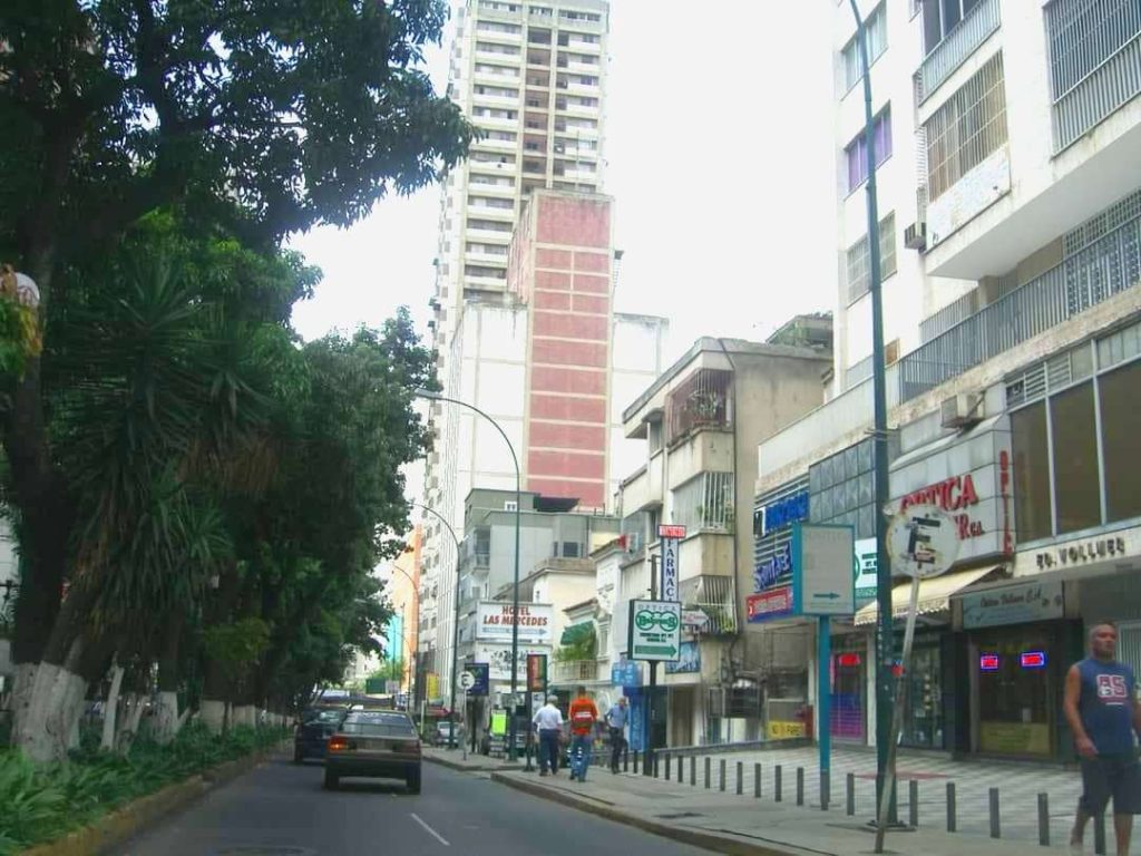 Supervisan rehabilitación integral del Edificio Corazón de Jesús en San Bernardino