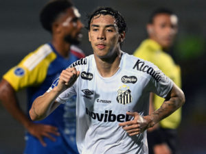 UCV FC trastabilló y cayó goleada ante el Santos FC