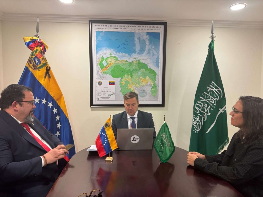 Venezuela expresa interés en ampliar intercambios comerciales con Arabia Saudita
