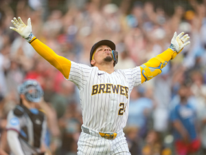 William Contreras le puso su firma a la victoria de Milwaukee