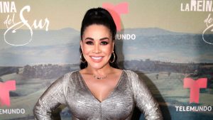 Carolina Sandoval sufrió una fuerte crisis emocional durante un en vivo por Venezuela