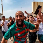 «No se pueden dar cifras exactas, es imposible, hay miles cruzando», caos absoluto en la frontera entre Marruecos y Ceuta