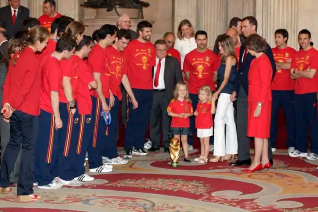Leonor y Sofía reviven una foto histórica tras la final del Mundial 2026
