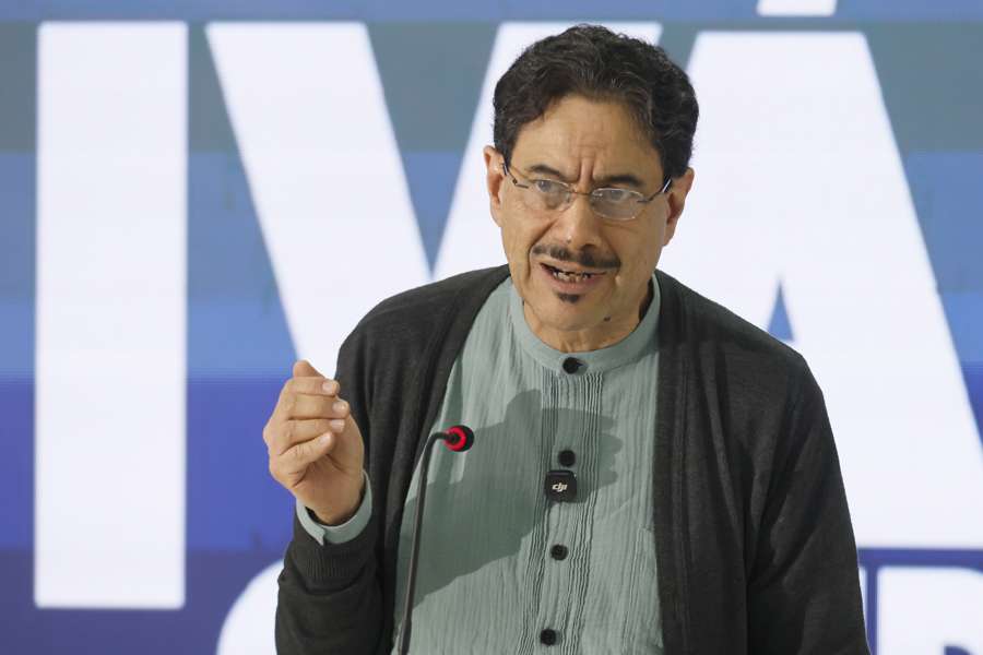 Cepeda: De la Espriella no puede ser legitimado