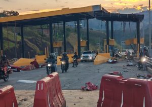 Atentado con drones explosivos en Colombia deja un policía muerto