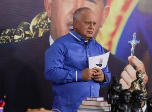 Diosdado Cabello ‘da la bienvenida’ a opositores que llegaron al país para diálogo con el gobierno