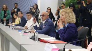 Dirigentes piden diálogo inclusivo y soberano
