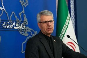 Irán descarta diálogo directo con EEUU y limita contactos a Omán