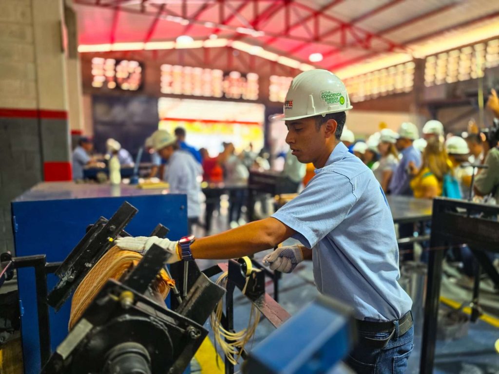 Van 896 transformadores agregados a la red eléctrica del Zulia en 10 días