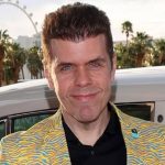 Perez Hilton es llevado al hospital tras un perturbador en vivo en TikTok