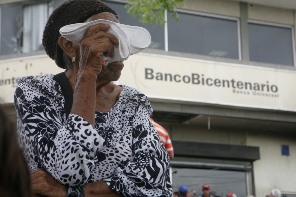 Pensionados piden incluir aumento progresivo de las pensiones en diálogo entre oposición y chavismo