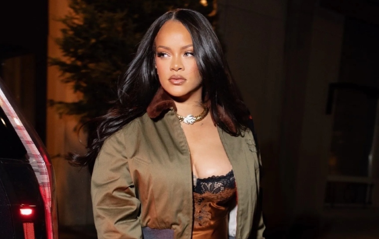 Rihanna vuelve a deslumbrar en lencería y enciende las redes con su nueva campaña