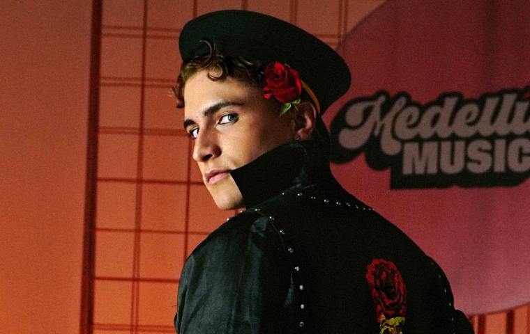 Tonio Ross es el único venezolano en el reality de HYBE, conquista Medellín y apunta al mundo